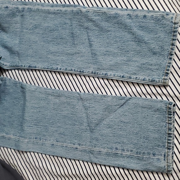 Levi's Button Fly Jeans - Picture 3 of 9